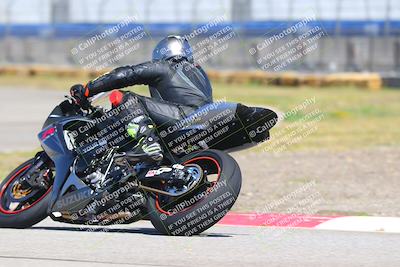 media/Apr-23-2022-Fastrack Riders (Sat) [[cb2d6ae73d]]/LEVEL 3/1115AM TURN 3 AND 4/